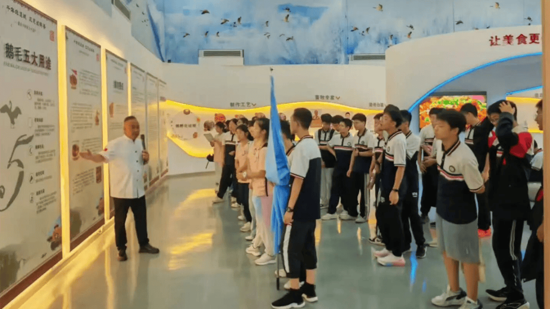 道:72个情绪价值营造标杆案例不朽情缘版旅游餐饮场景破局之(图27) 道:72个情绪价值营造标杆案例不朽情缘版旅游餐饮场景破局之(图27)